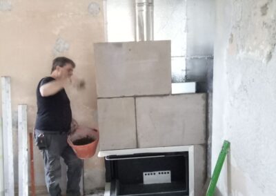 POSA PANNELLI PER RIVESTIMENTO RADIANTE CON INTERNO CAPPA TERMORIFLETTENTE