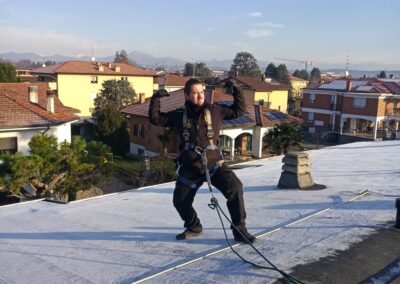 ANCHE IN CASO DI GHIACCIO SI POSSONO EFFETTUARE INTERVENTI IN SICUREZZA
