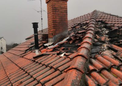POST INCENDIO DI TETTO A CAUSA DI ERRATA INSTALLAZIONE CANNA FUMARIA