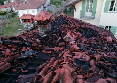 POST INCENDIO DI TETTO A CAUSA DI ERRATA INSTALLAZIONE CANNA FUMARIA
